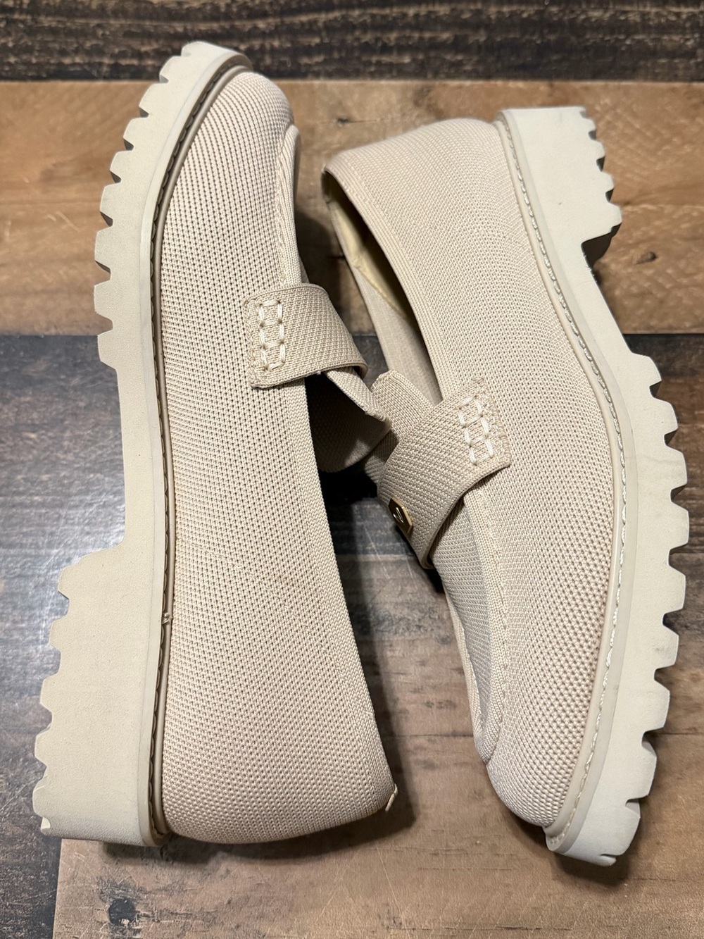 Vivaia Round-Toe Platform Chunky Heel Francesca Loafers - Picture 3 of 7